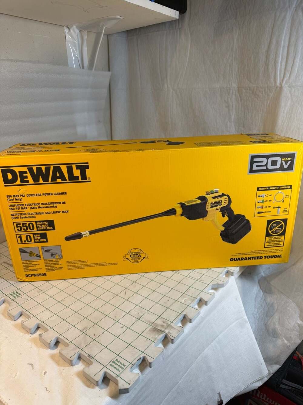 DEWALT 20V MAX Cordless Power Cleaner 550 PSI DCPW550B (Tool Only)
